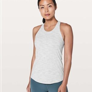 EUC Lululemon Sweat Reps 2 In 1 Tank
Wee Are From Space Nimbus Battleship Size 6